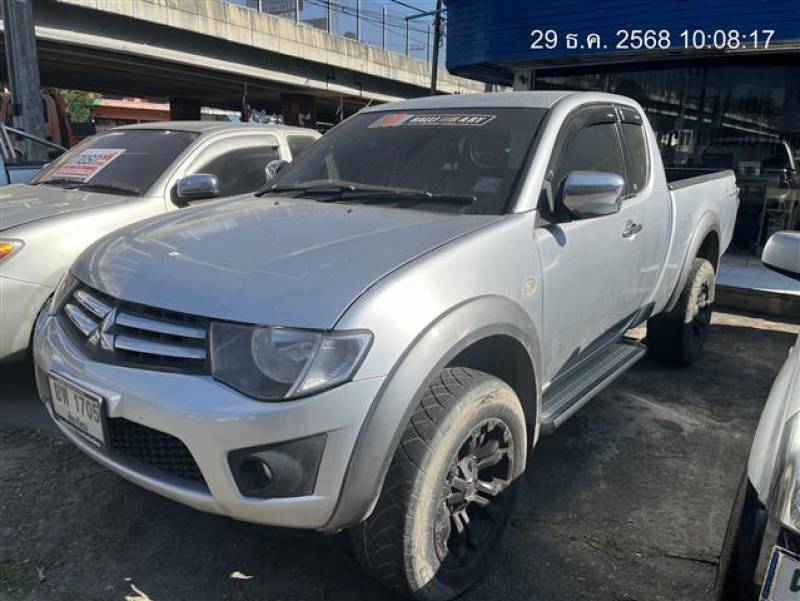 MITSUBISHI TRITON MEGA CAB PLUS