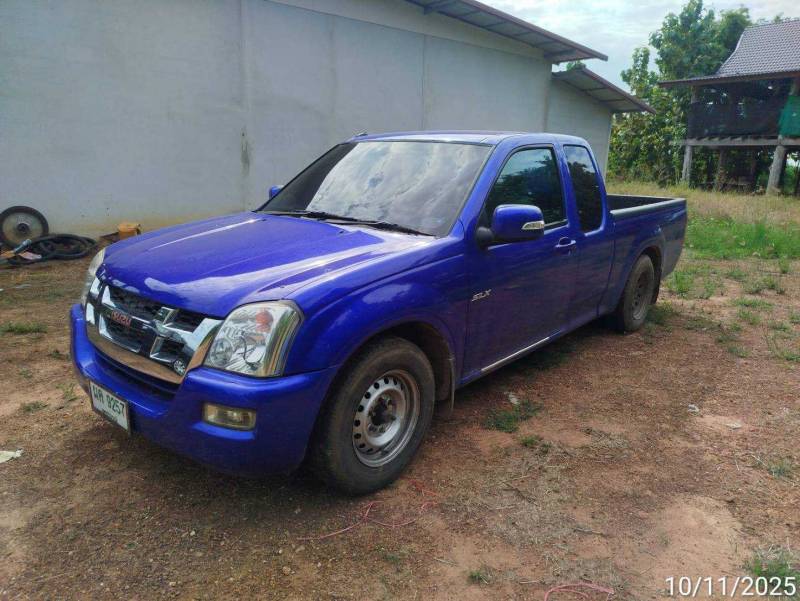 ISUZU D-MAX SPACECAB SLX
