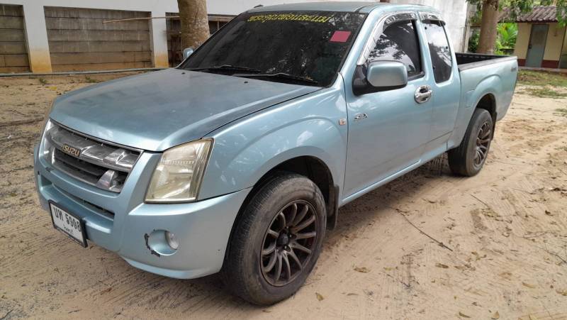 ISUZU D-MAX SPACE CAB SX