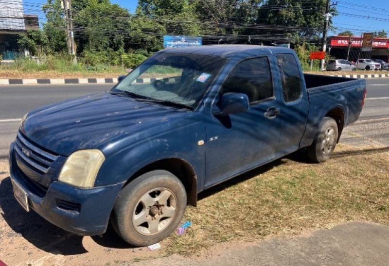 ISUZU D-MAX SPACE CAB SLX