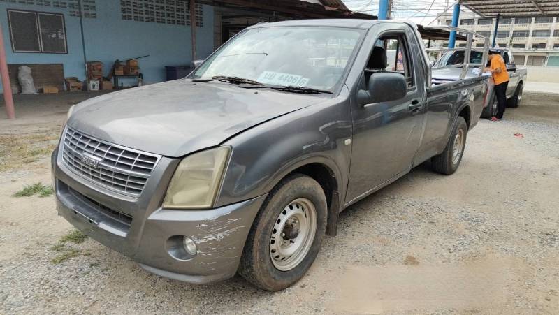 ISUZU D-MAX SPARK EX