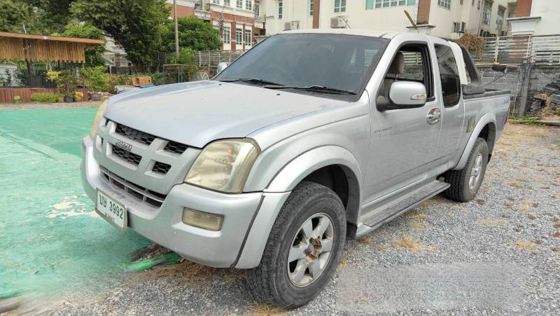 ISUZU D-MAX SPACE CAB HI-LANDER