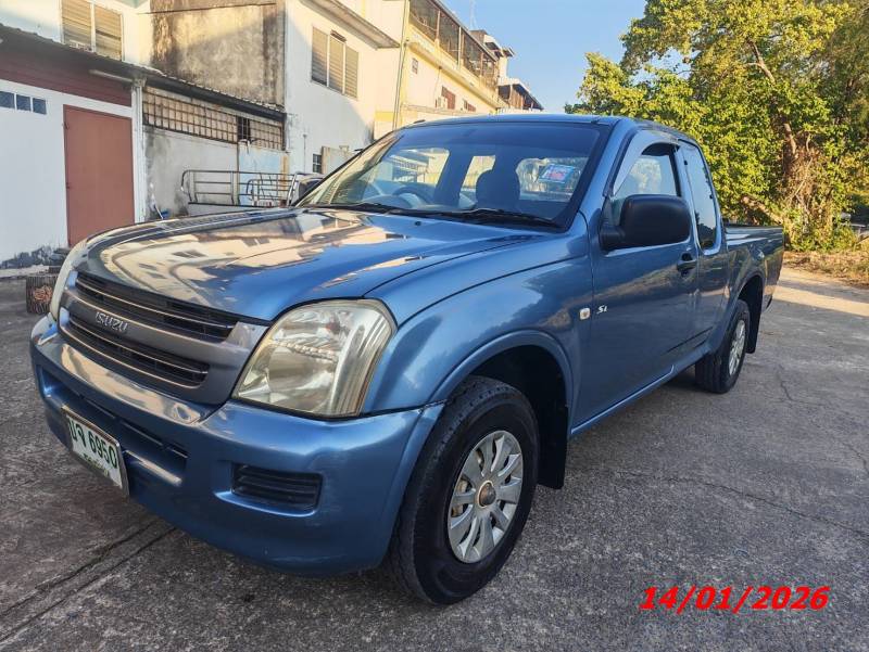 ISUZU D MAX SPACE CAB SX