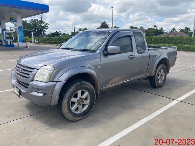 ISUZU D-MAX SPACE CAB HI-LANDER